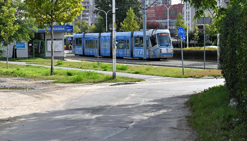 Krańcówka Gaj przy ul. Świeradowskiej w przyszłości zostanie przystankiem na trasie tramwaju do ul. Borowskiej. 