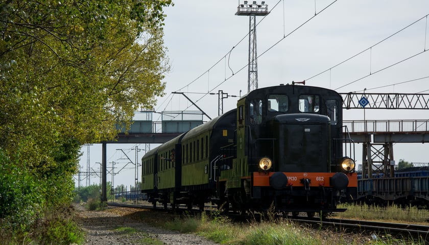 <p>Pociąg retro we Wrocławiu</p>