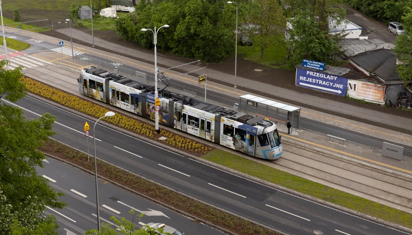 Zdjęcie ilustracyjne przedstawiające tramwaj MPK