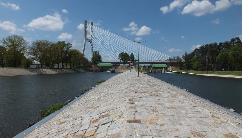 Stopień wodny Rędzin