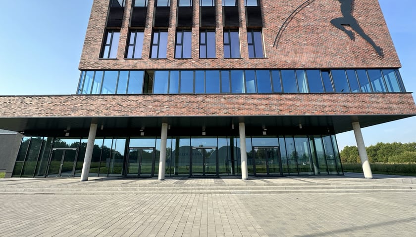 Nowa hala KGHM Ślęza Wrocław przy ul. Kłokoczyckiej 1