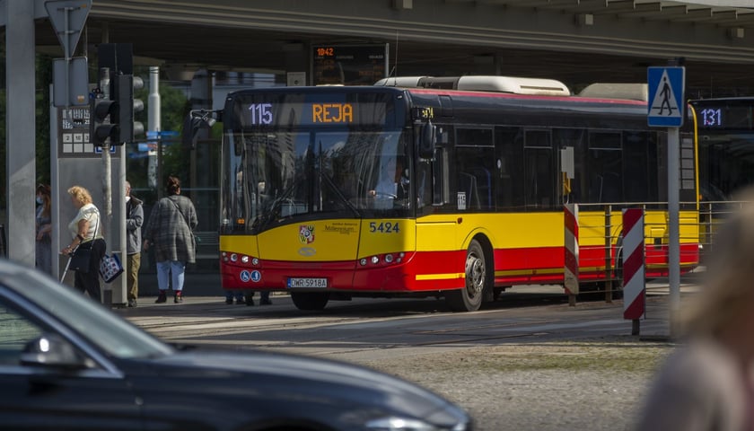 Autobus MPK - zdjęcie ilustracyjne 