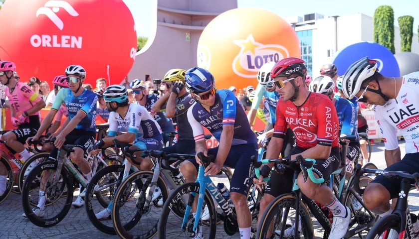 Start przejazdu honorowego