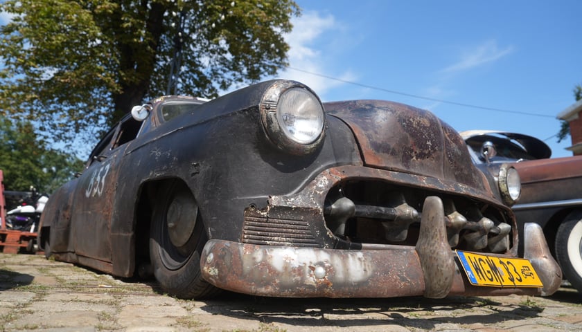 Kustom Konwent w Czasoprzestrzeni
