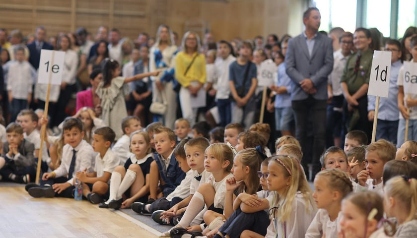 Inauguracja roku szkolnego 2024/2025 w ZSP nr 26 przy ul. Cynamonowej we Wrocławiu