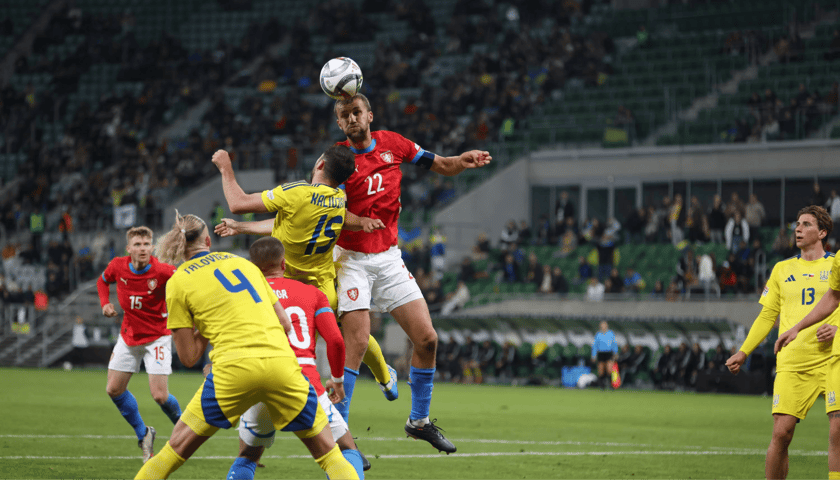 Piłkarze Ukrainy i Czech podczas meczu na Tarczyński Arenie we Wrocławiu - 14 października 2024