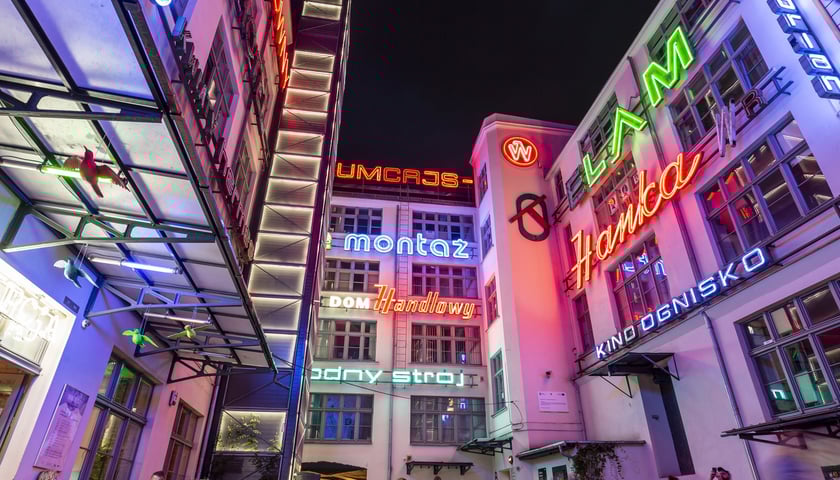 Galeria Neonów przy Ruskiej w czasach świetności