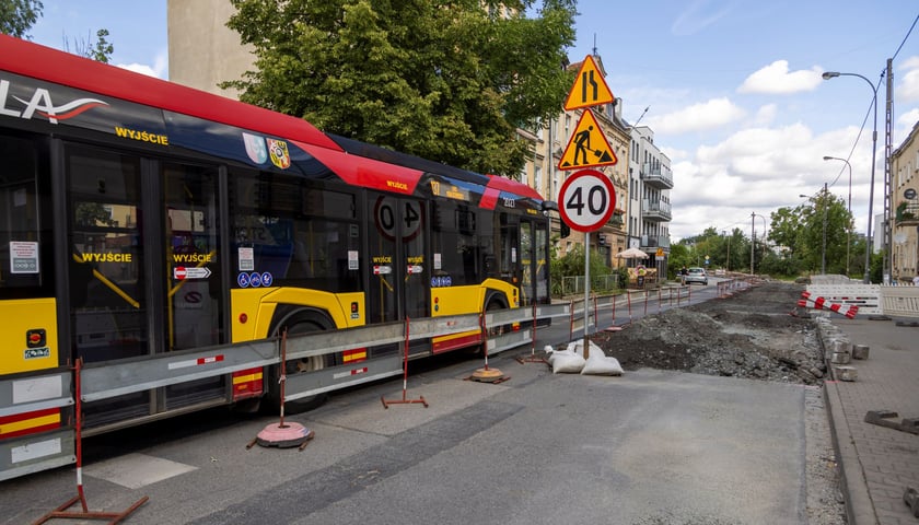 Zdjęcie archiwalne z wcześniejszego etapu remontu ul. Dolnobrzeskiej 