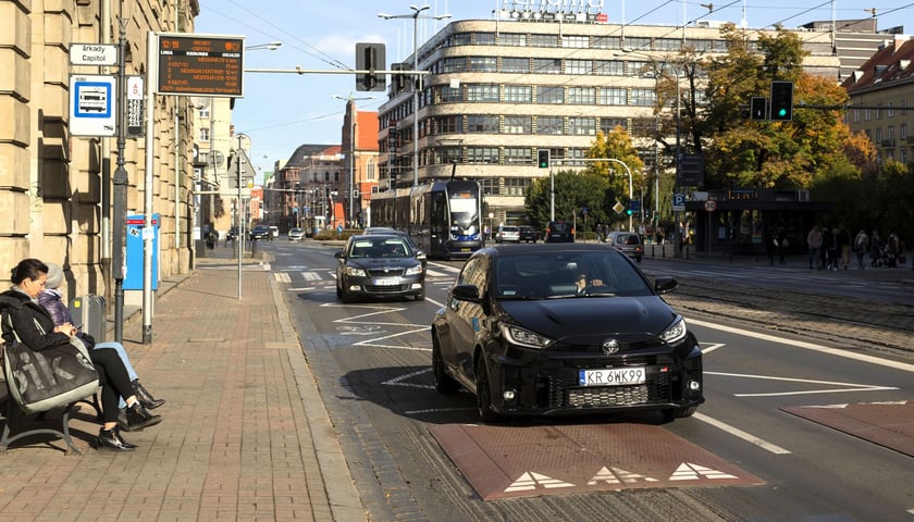 Przystanek "Arkady (Capitol)" po zachodniej stronie ul. Świdnickiej będzie przebudowany 