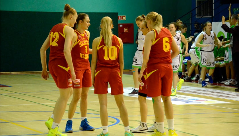 Ślęza powalczy o fotel lidera