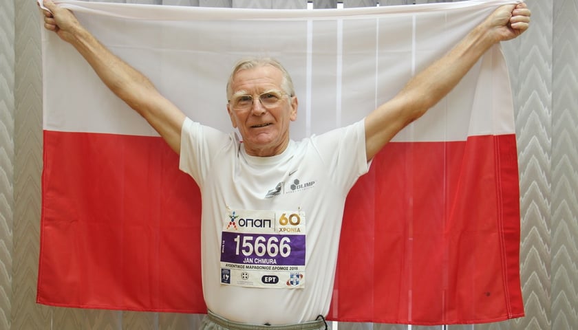 Maratończyk prof. Jan Chmura pobiegł w Atenach i na Hawajach