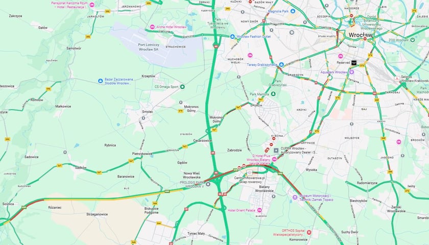 Na czerwono zaznaczono korek na A4 koło Wrocławia