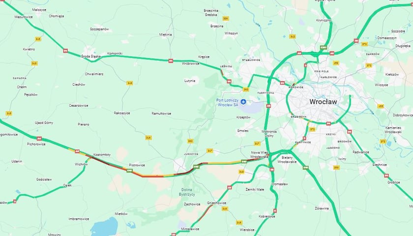 Na czerwono zaznaczono korek na A4 koło Wrocławia