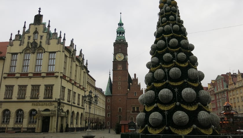 Odwołano rozświetlenie lampek na choince w Rynku