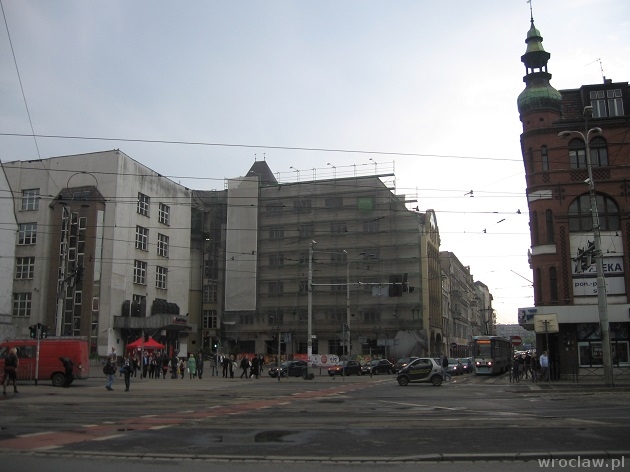 Remont dawnego Domu Niepolda