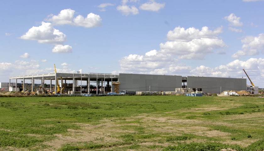 Centrum logistyczne AB w Magnicach