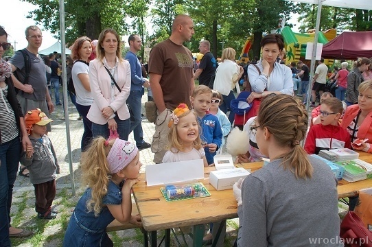 Od 1 stycznia taniej z Kartą Dużej Rodziny