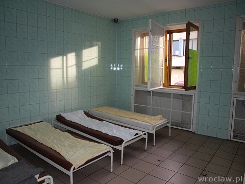 Radni zdecydowali: trochę taniej za izbę wytrzeźwień