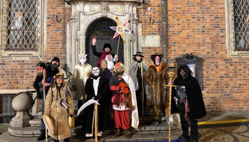 Ubiegłoroczny  Wrocławski Orszak Kolędniczy