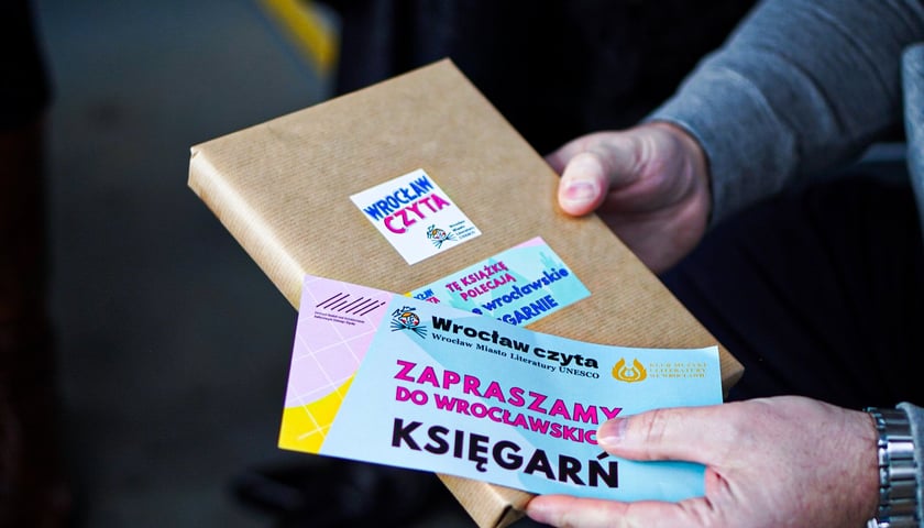 <p>Specjalny Tramwaj będzie kursował na trasie linii 4 i 10</p>