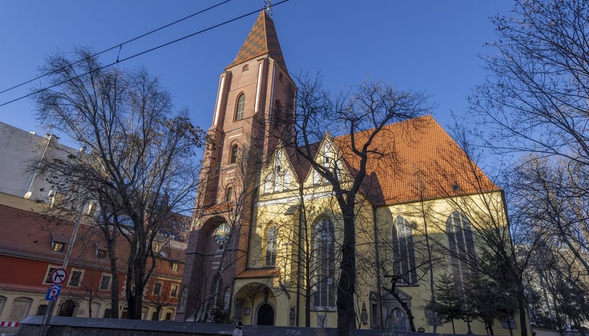 <p>Cerkiew Katedralna p.w. Narodzenia Przenajświętszej Bogarodzicy (XV w.)</p>