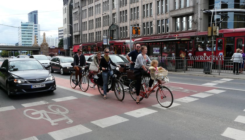 Pasy, kontrapasy i śluzy rowerowe