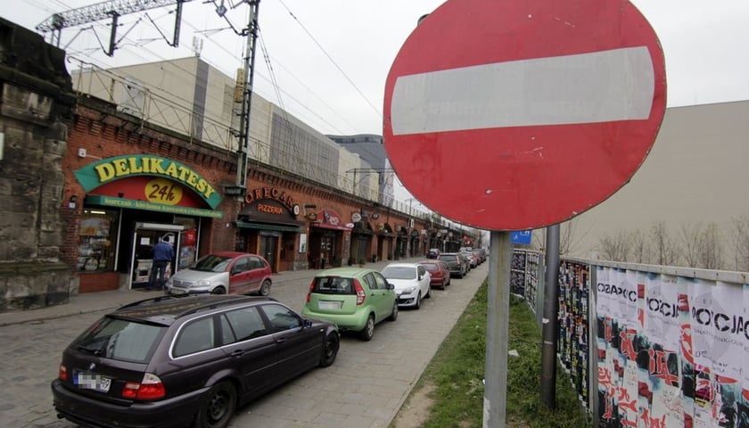 Ulica Bogusławskiego - kierowcy jadą pod prąd