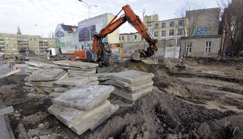 Na Zamkowej nie ma już asfaltu [ZDJĘCIA]