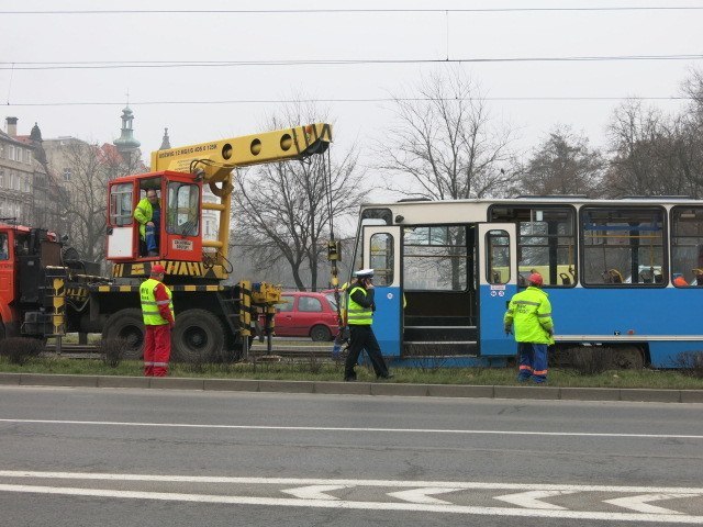 Koniec utrudnień po wykolejeniu "dziesiątki"