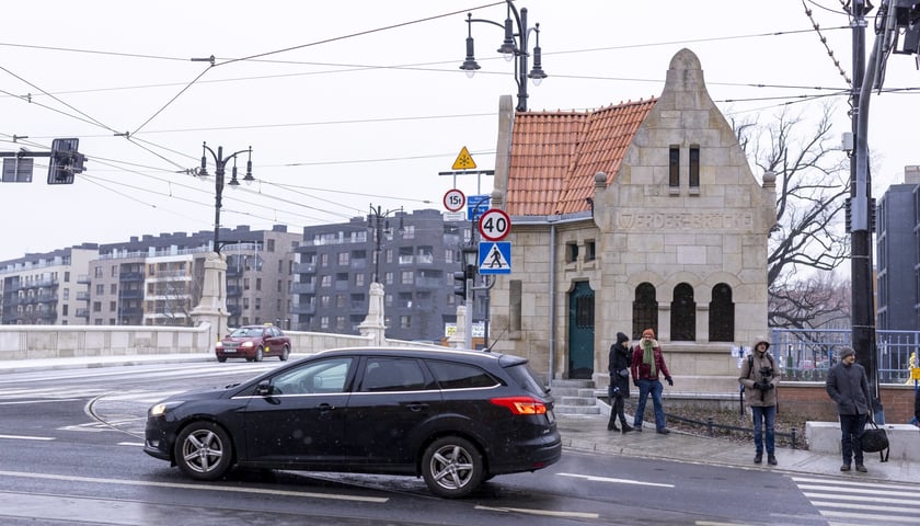 Mosty Pomorskie oddane do użytku dla pieszych i kierowców po trzyletnim remoncie