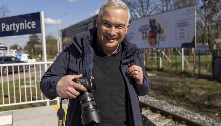 Powiększ obraz: Wiktor Rzeżuchowski, fotograf, instruktor jazdy konnej