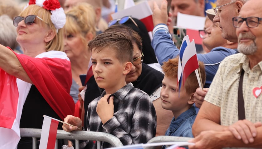 Powiększ obraz: Wiec Donalda Tuska we Wrocławiu na Nowym Targu