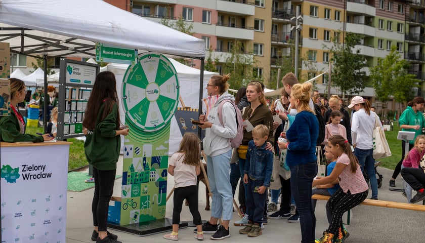 Powiększ obraz: Na pikniku odbędą się loterie i konkursy