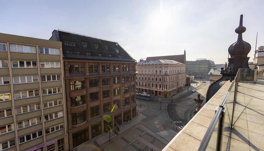 Budynki i obiekty zaprojektowane przez braci Ehrlichów we Wrocławiu. Dom handlowy Juliusa Schottlandera