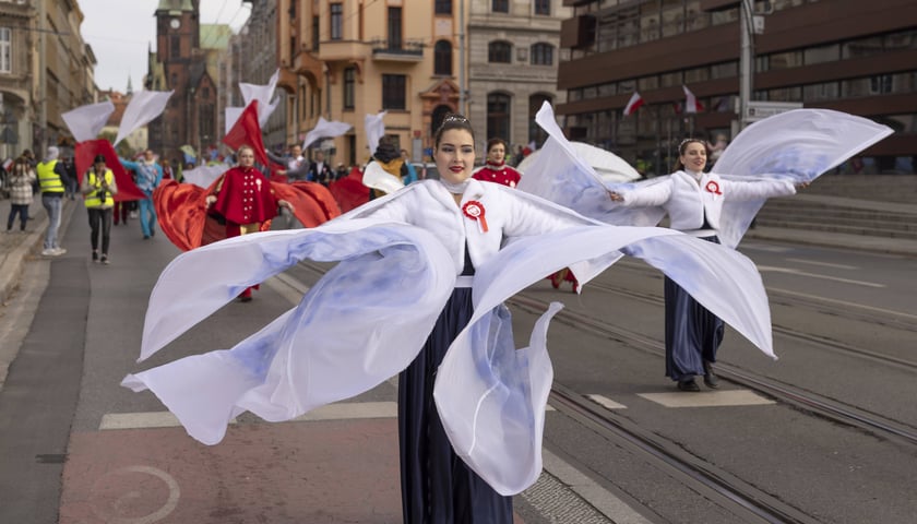 Powiększ obraz: Radosna Parada Niepodległości 2022