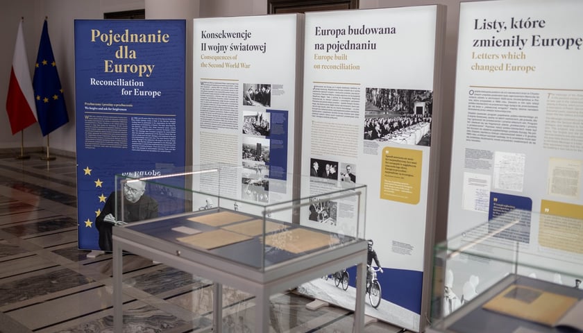 Otwarcie wystawy "Pojednanie dla Europy" w Senacie