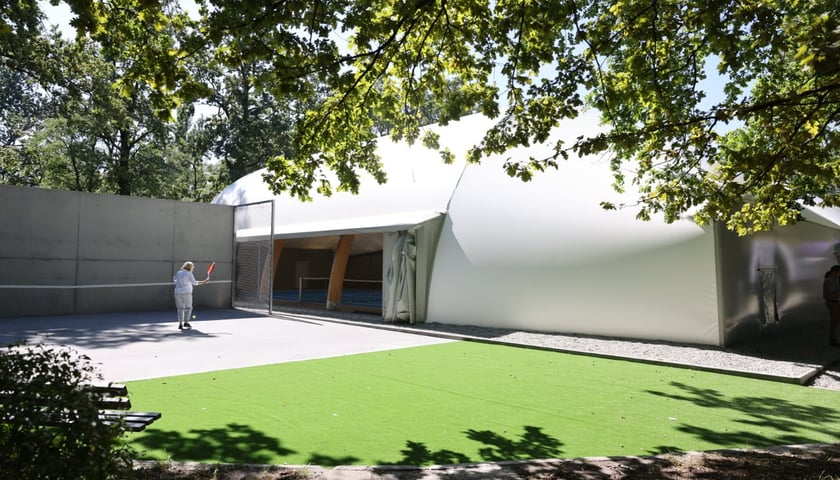 Hala tenisowa i ścianka na Pułtuskiej w dniu otwarcia oficjalnego