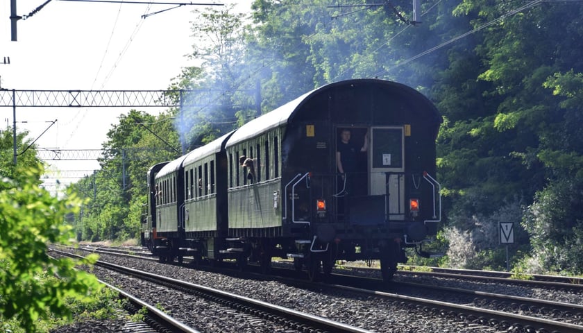Historyczny pociąg na Dolnym Śląsku