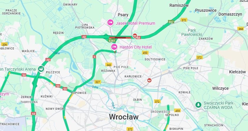 Powiększ obraz: Na mapie, na czerwono zaznaczono korek na AOW