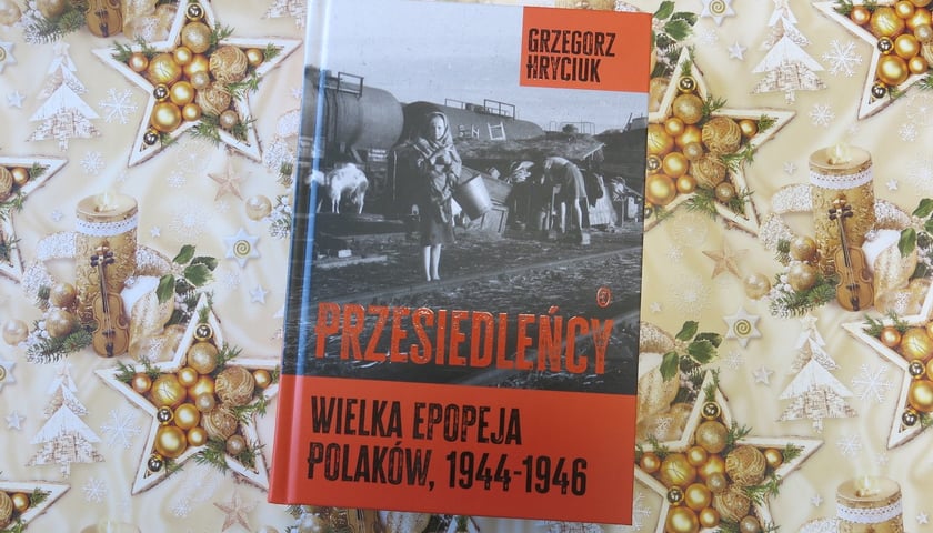 <p>Książki, kt&oacute;re szczeg&oacute;lnie polecamy pod choinkę</p>