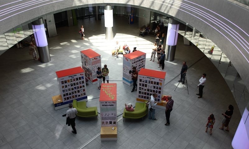 Multimedialna biblioteka za darmo w Sky Tower