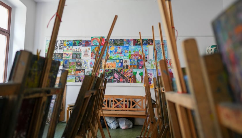 Pracownia plastyczna w Młodzieżowym Domu Kultury im. Mikołaja Kopernika przy ul. Kołłątaja