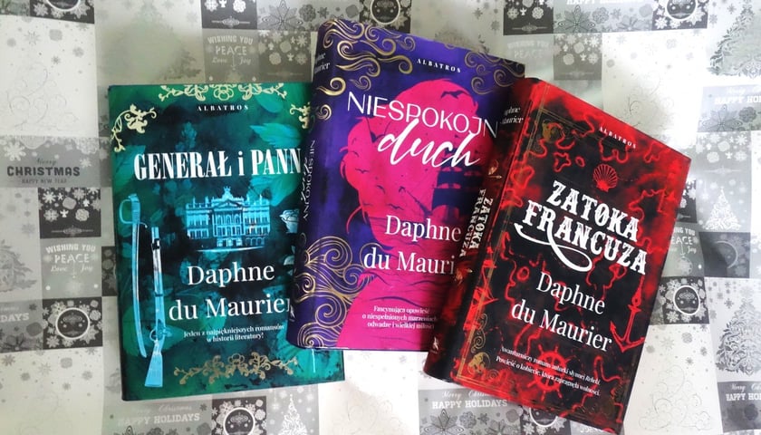 Powiększ obraz: <p>Daphne du Maurier, &bdquo;Generał i Panna&rdquo;, przekład Anna Bańkowska, &bdquo;Niespokojny duch&rdquo;, przekład Jacek Żuławnik, &bdquo;Zatoka Francuza&rdquo; przekład Magdalena Słysz, Wydawnictwo Albatros</p>
<p class="MsoNormal">&nbsp;</p>
<p class="MsoNormal">&nbsp;</p>
<p class="MsoNormal">&nbsp;</p>