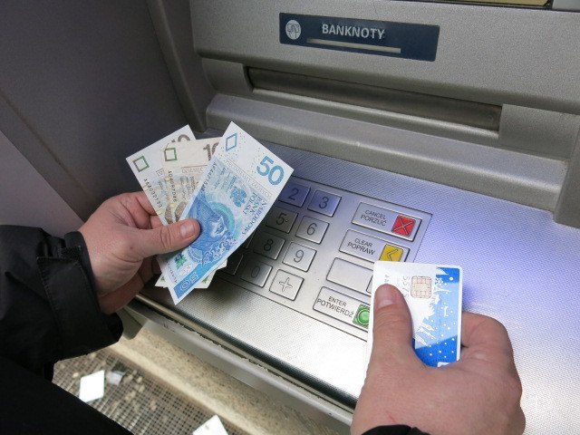 Cashback: bankomaty przestaną być potrzebne?