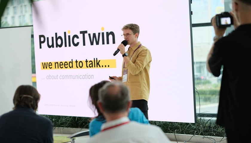 PublicTwin