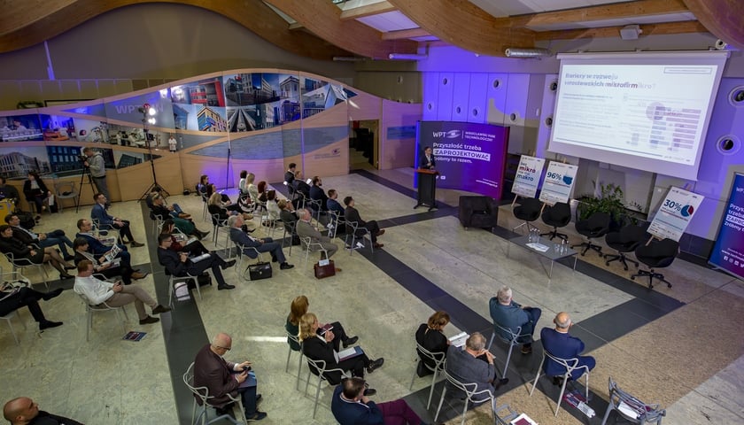 Uczestnicy konferencji ?Wrocław jest przedsiębiorczy?, 30 marca 2022 r.