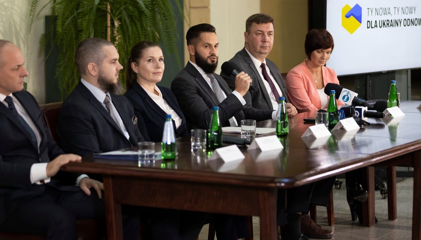 Autorzy projektu "Ty nowa, Ty nowy - dla Ukrainy odnowy" przedstawili jego założenia. 