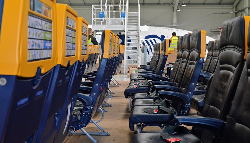 Wroclaw Aircraft Maintenance Services, w skrócie WAMS, czyli wrocławska baza serwisowa Ryanaira. Zdjęcie z 2023 roku
