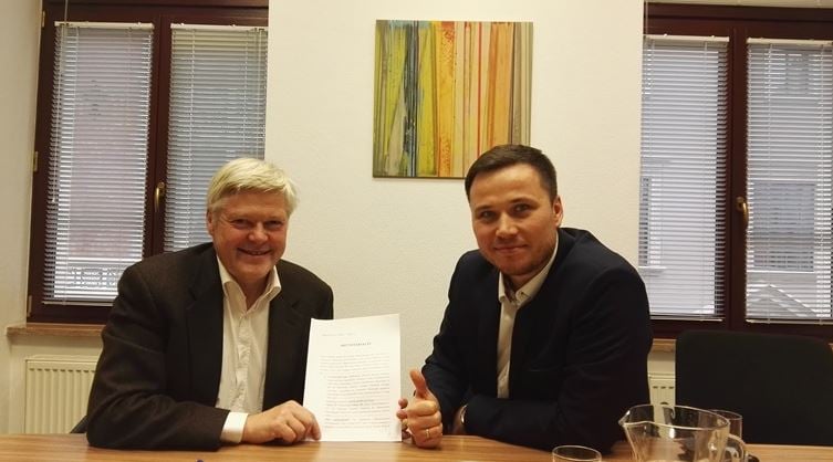 Carl Haral Andersson, prezes Sigma ITC Polska i Maciej Reutt, dyrektor zarządzający Sigma ITC Polska – podpisanie aktu notarialnego spółki Sigma ITC Polska