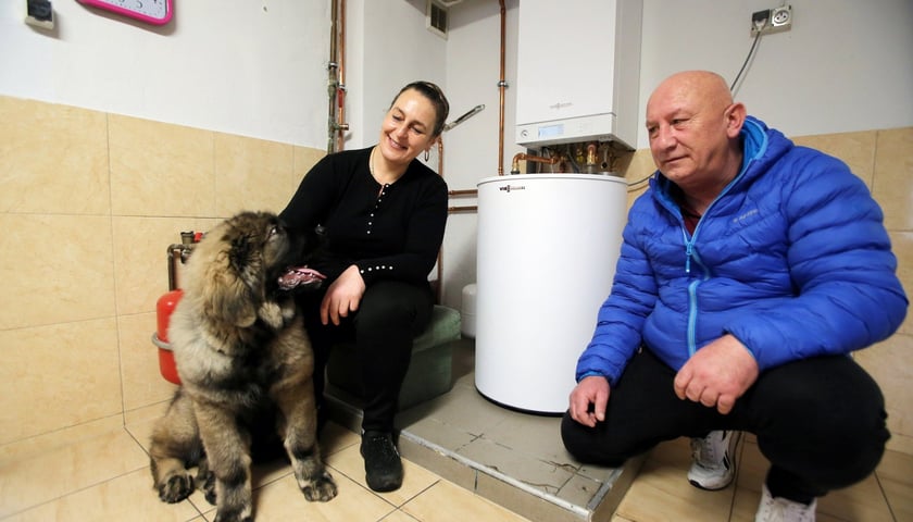 Bohaterowie akcji "Zmień piec" - Dariusz i Renata Kogutowie